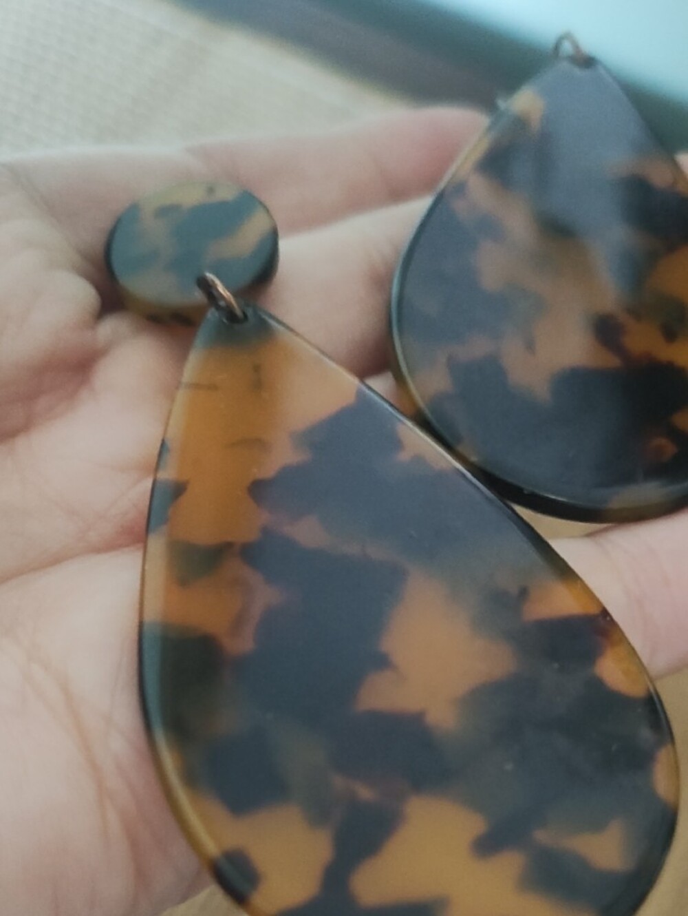 Tortoiseshell Teardrop Dangle Earrings - Brown